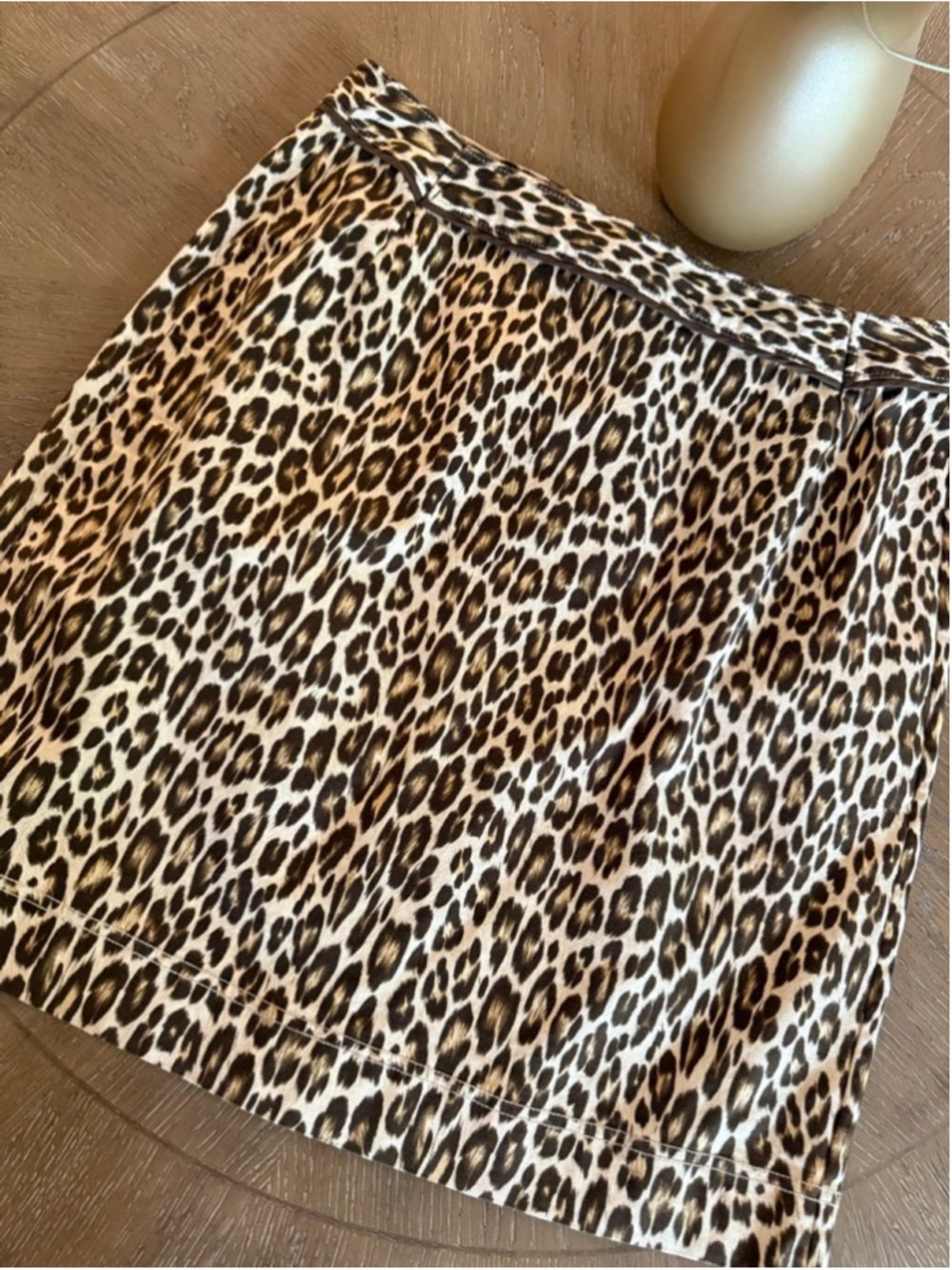 Women's Tommy Bahama Leopard Print Mini Skirt Size 10 Brown Beige - Picture 2 of 4
